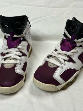 Air Jordan 6 Retro White/Bright Grape GS 543390-127- Size 5.5Y